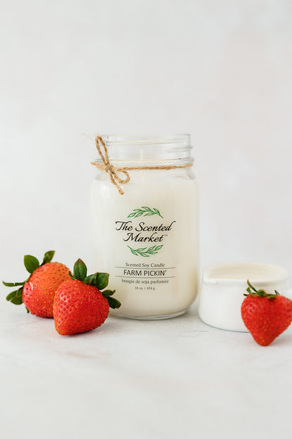 FARM PICKIN' Soy Wax Candle 16 oz