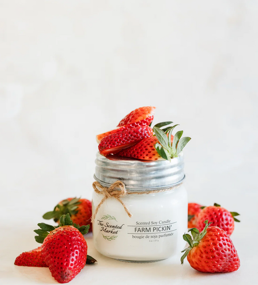 FARM PICKIN' Soy Wax Candle 8 oz