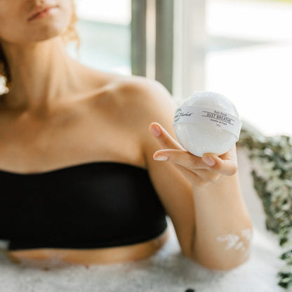JUST BREATHE Scented Luxury Bath Bomb