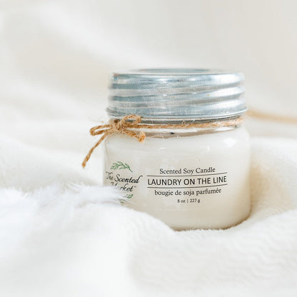 LAUNDRY ON THE LINE Soy Wax Candle 8 oz